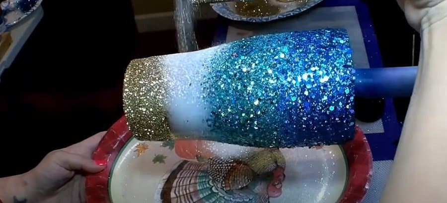 How to Make a Glitter Tumbler
